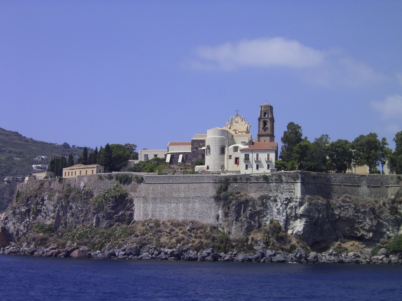 Ponte di Ognissanti 2026 a Lipari: ristoranti, dove mangiare, eventi